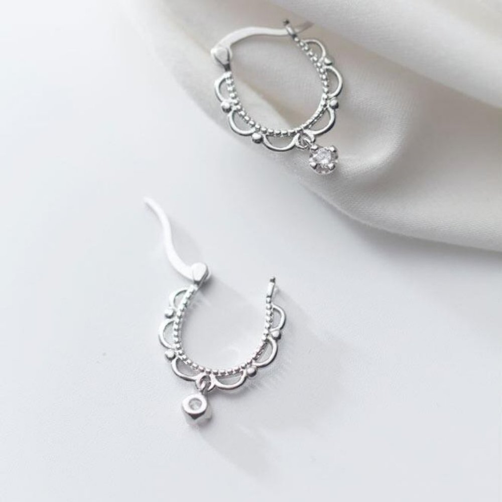 NEW 925 Sterling Silver Lace Diamond Huggie Hoops - Picture 6 of 11